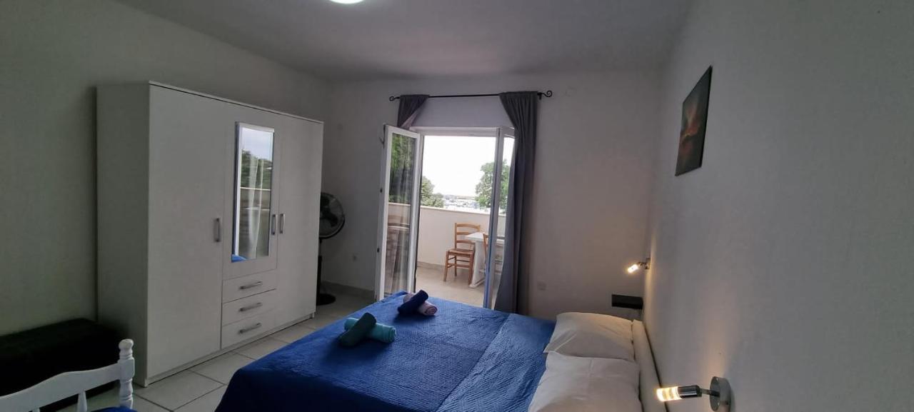 Apartments La Playa Pula Exterior photo